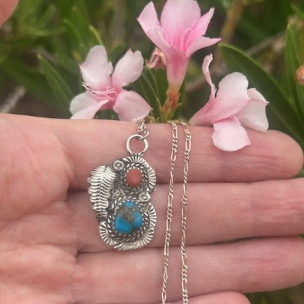 NAVAJO Native American Sterling Silver Turquoise Feather Pendant NECKLACE